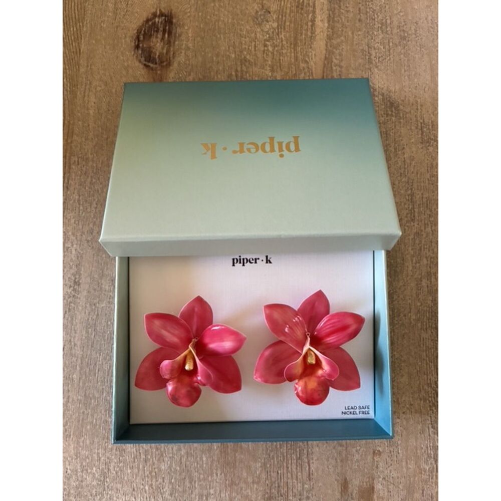 NWT Piper K Pink Orchid Flower Statement Earrings Tropical Floral Resin 2.25"